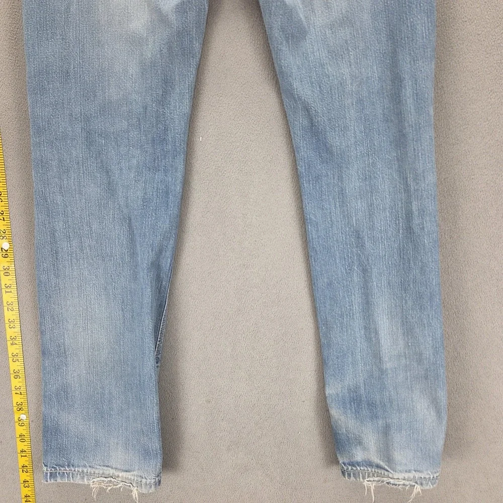 VTG Levis Engineered Jeans Mens Blue Light Wash Button Fly Fits 30x30